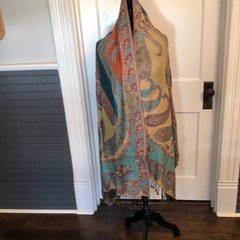 Shawl